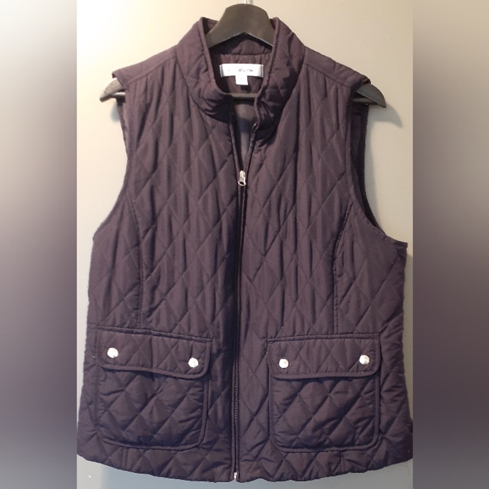 Quilted purple Vest size XL